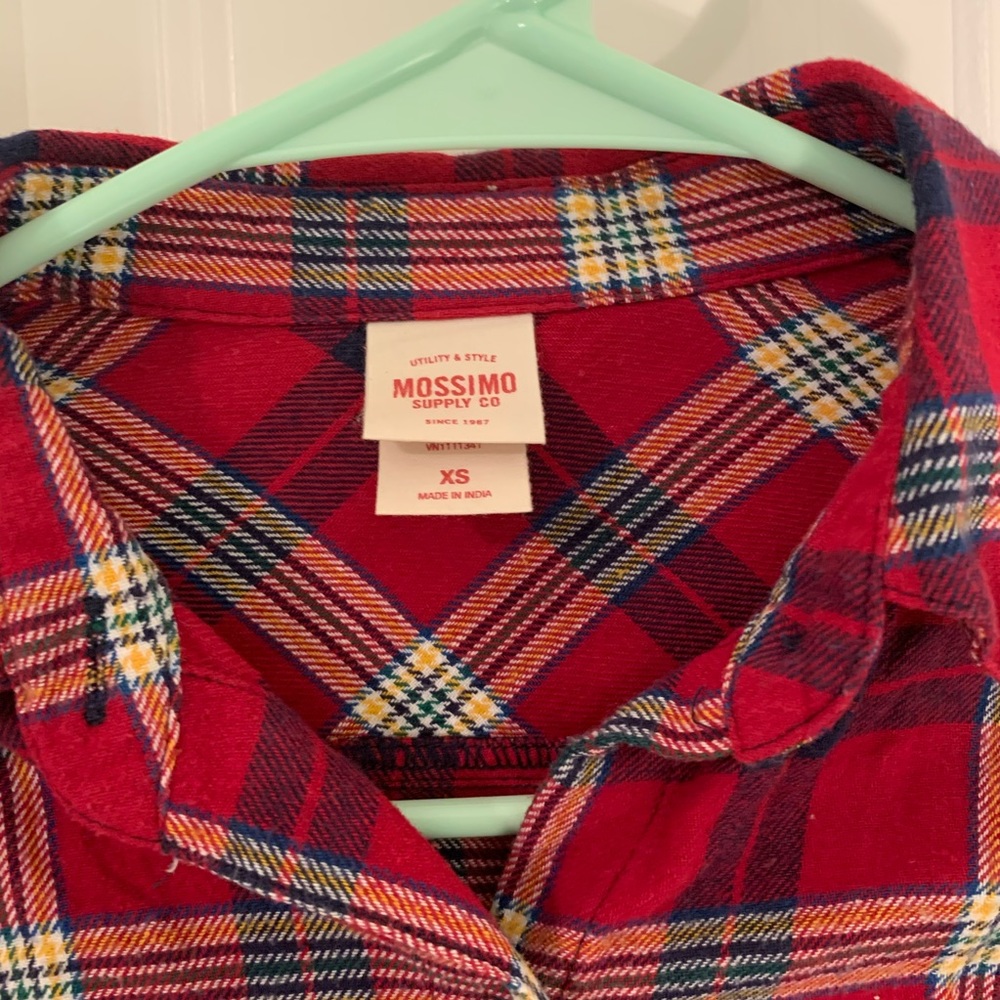 Red flannel - Picture 2 of 2